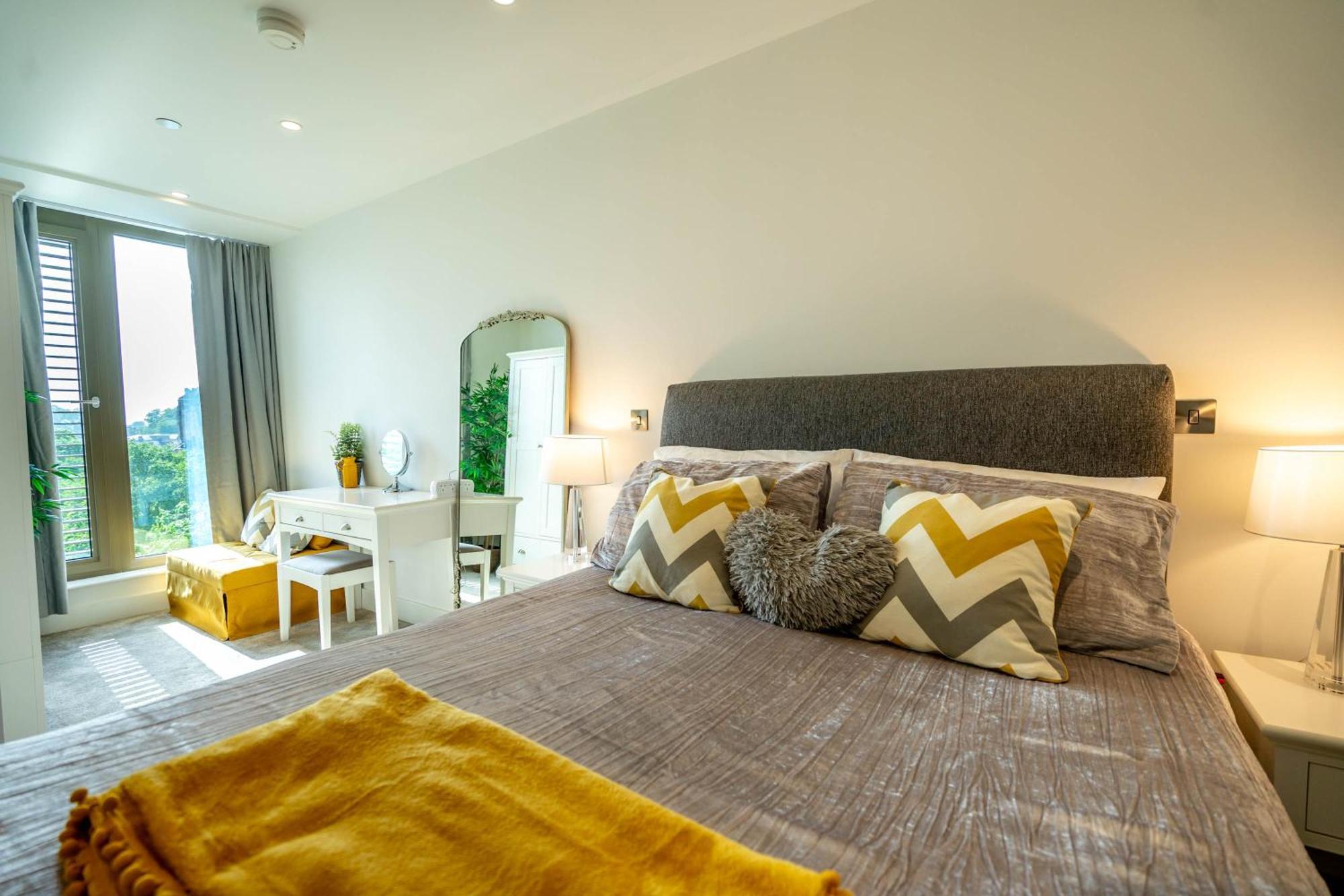 River & Castle At Ryedale House York Ngoại thất bức ảnh