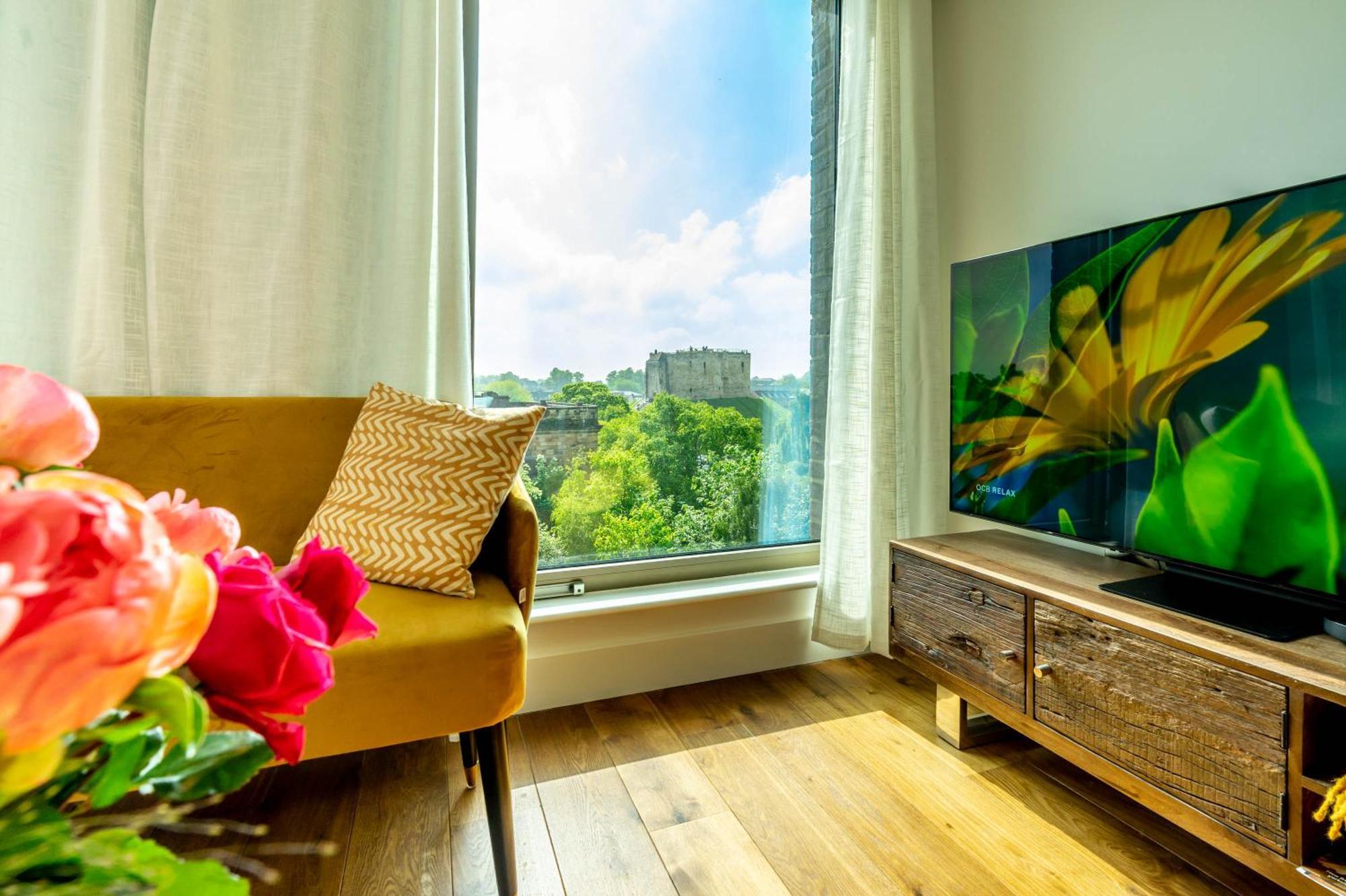 River & Castle At Ryedale House York Ngoại thất bức ảnh